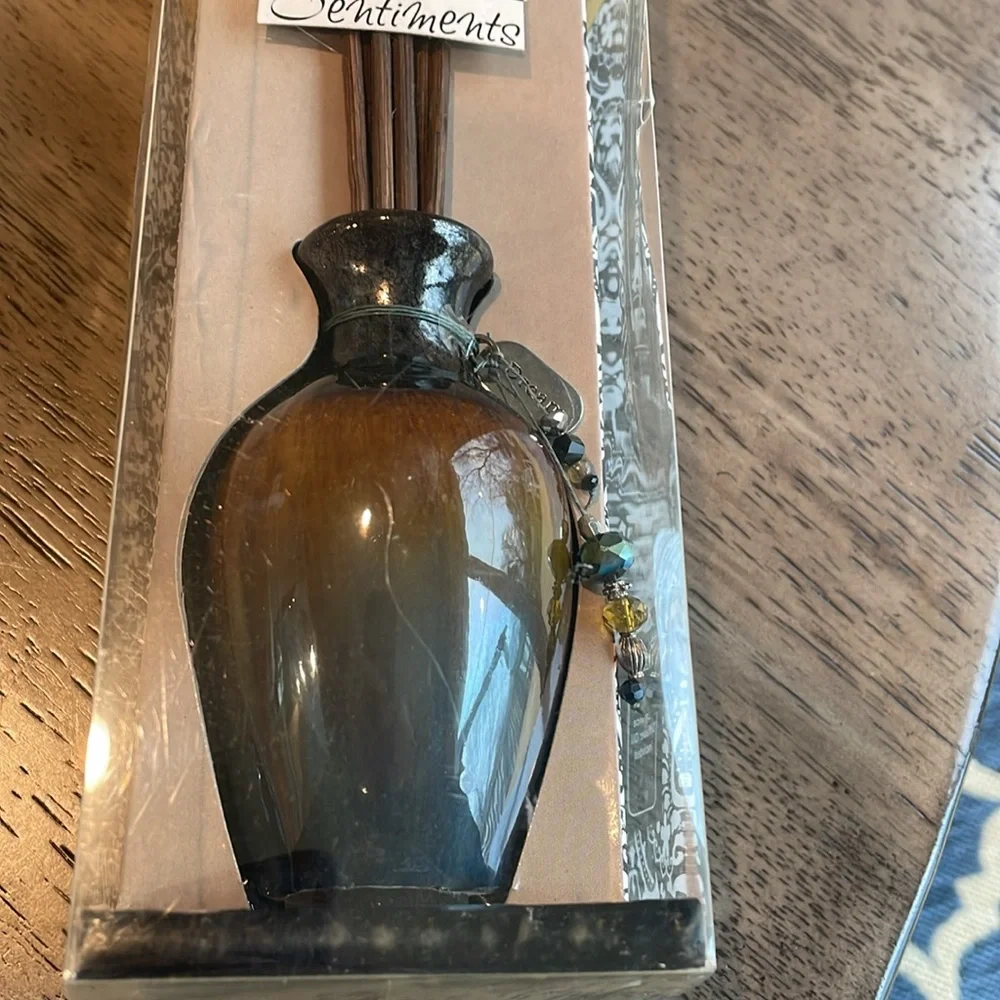 San Miguel Teakwood Sentiments Fragrance Diffuser - Picture 3 of 9